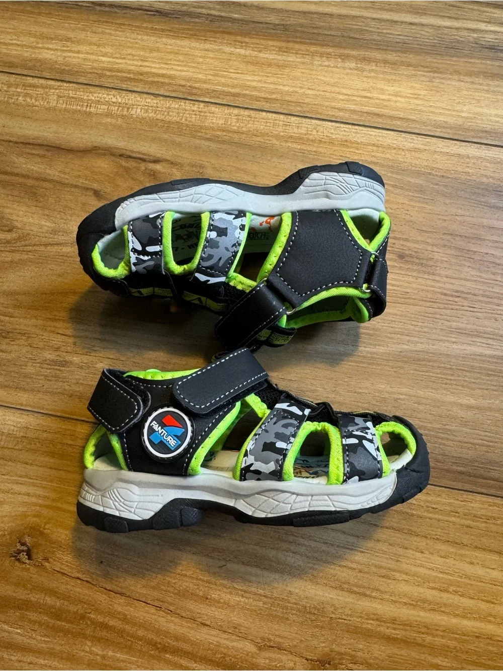 Kids Unisex Closed-Toe Sport Sandals in Black and Neon Green and Camouflage